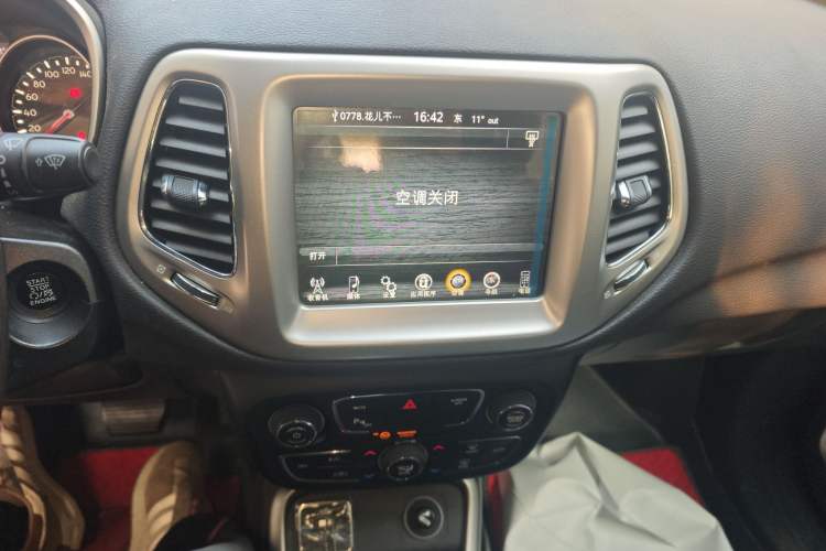 Used Jeep Compass 2017 200T Automatic Family Edition