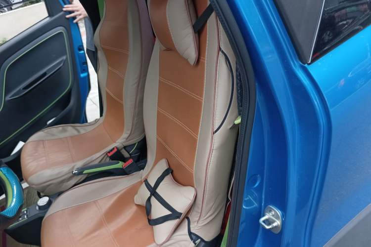 Used Baojun E100 2019 250KM Smart Drive Edition Left Rear Seat