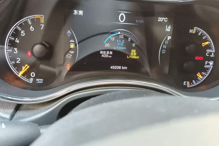 Used Jeep Grand Cherokee 2021 3.0L 80th Anniversary Edition Odometer Close Up