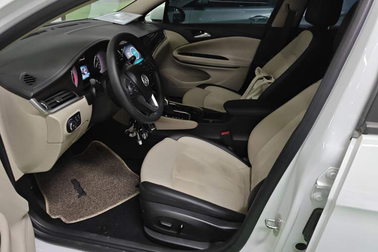 Used Buick Verano 2019 Sedan 15S Automatic Leading Model Left Front Seat