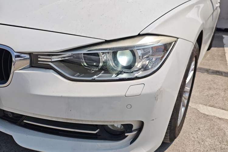 Used BMW 3 Series 2013 320Li Fashion Model
