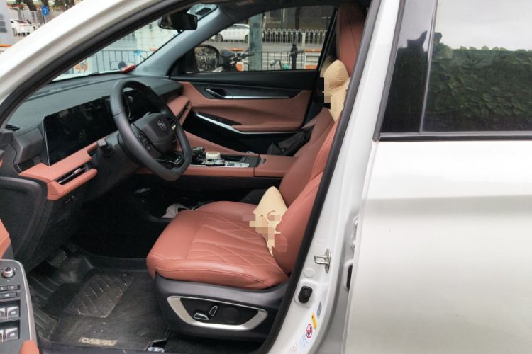 Used Changan CS75 PLUS 2024 3rd Generation Champion Edition 1.5T Intelligent Drive Dynamic Model
