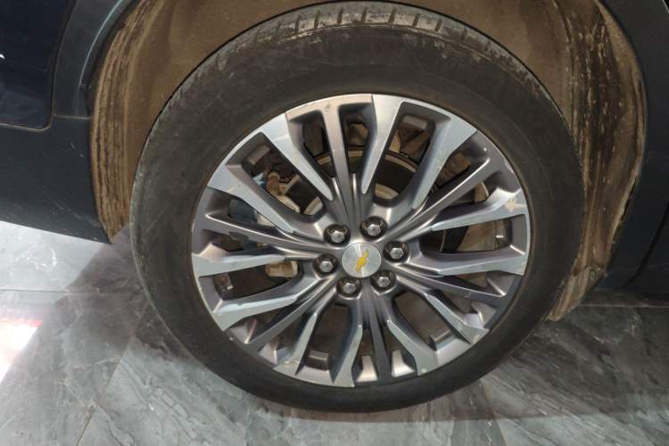 Used Chevrolet Blazer 2022 Mild Hybrid 650T 7-Seater Wei Version Right Rear Wheel Hub