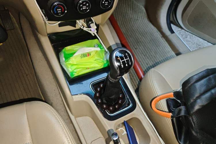 Used Wuling Hongguang 2016 1.5L S1 Deluxe Model China V-standard
