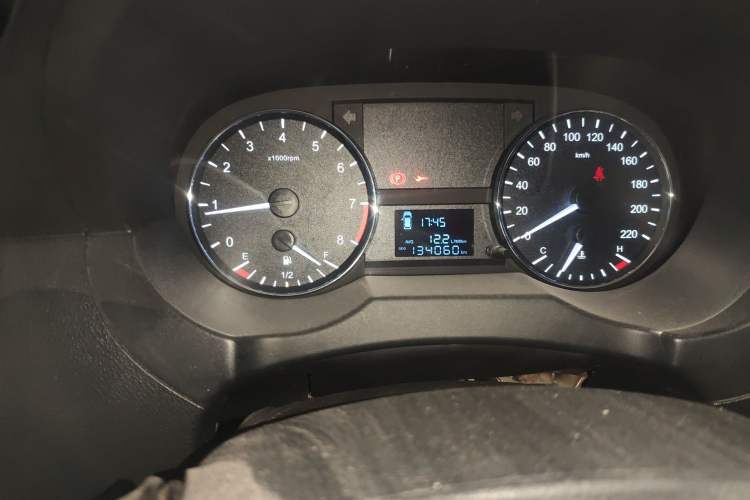 Used JAC Refine M3 2019 IKEA Edition 1.6L Luxury Smart Model Odometer Close Up