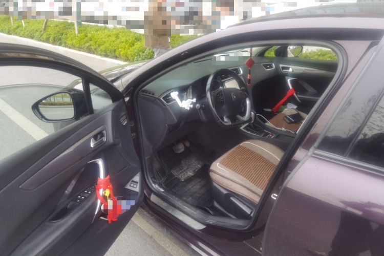 Used DS 5LS 2014 1.6T Elegant Version THP160
