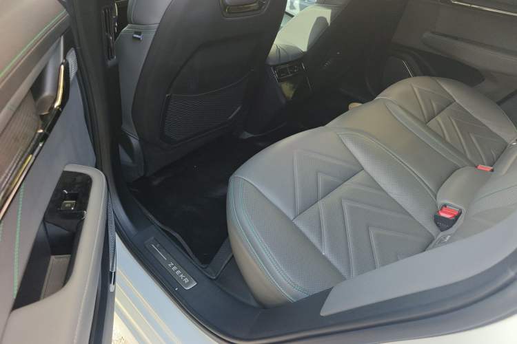 Used Zeekr 001 2023 WE Edition 100 kWh
