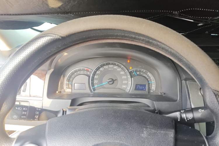 Used Toyota Camry 2016 2.0E 10th Anniversary Elite Edition
