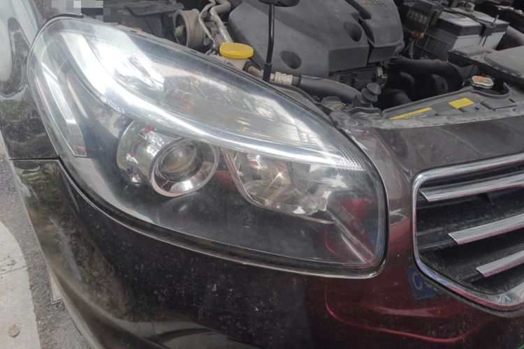 Used Renault Koleos 2013 2.5L Two-Wheel Drive Comfort Edition
