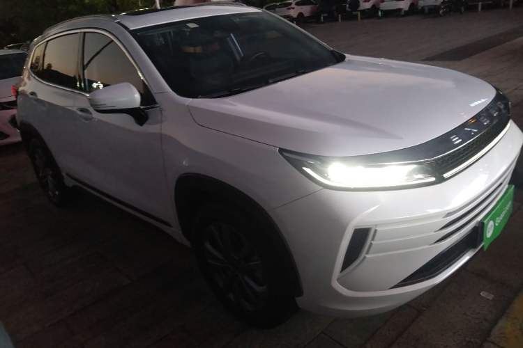 Used EXEED Zhuifeng 2020 Chasing the Waves Edition 1.5T CVT Xingrui Version Front Right 45 Deg