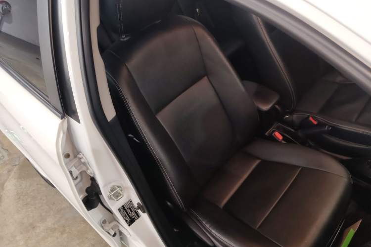 Used Toyota YARiS L Zhi Xuan 2016 Revised 1.5E CVT Charming Edition