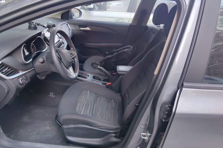 Used Chevrolet Monza 2019 Redline 320T Dual-Clutch Joyful Edition China VI Standard
