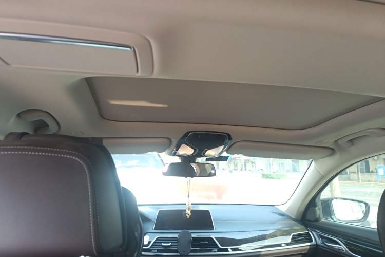 Used BMW 7 Series 2016 730Li Luxury Model