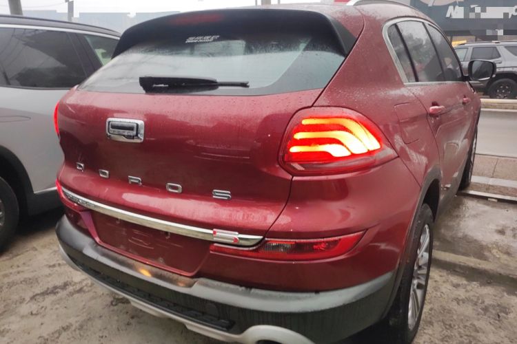 Used Qoros 5 2017 1.6T Automatic Prestige Model
