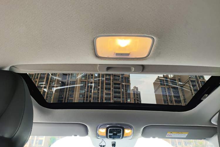 Used Hyundai Elantra 2023 1.5L CVT GLX Elite Edition Headliner