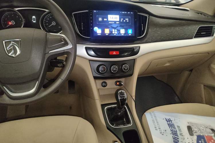 Used Baojun 730 2019 1.5L Manual Value Edition 7 Seats China VI Emission Standard