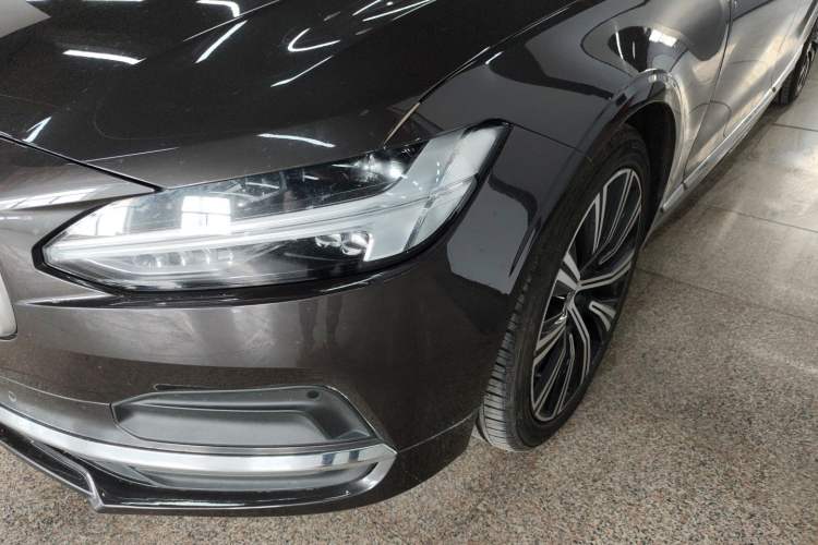 Used Volvo S90 2023 B5 Zhiyuan Luxury Edition