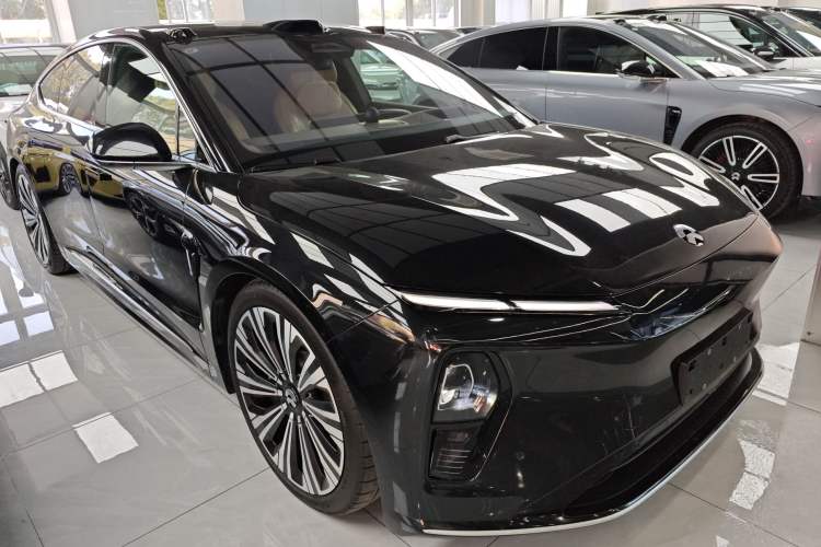 Used Nio ET9 2025 100kWh Signature Edition
