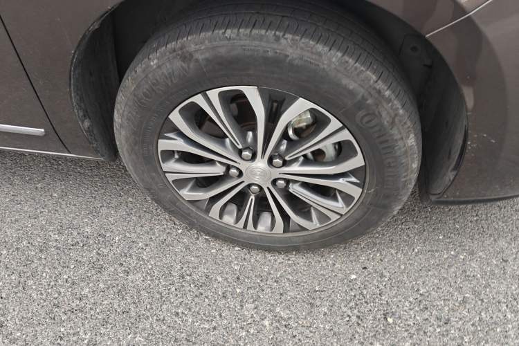 Used Buick GL8 2021 Land Cruiser Executive Class 652T Luxury Model