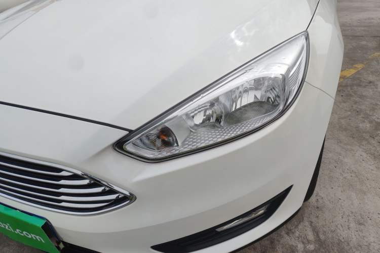 Used Ford Focus 2015 Sedan 1.6L Automatic Comfort Model