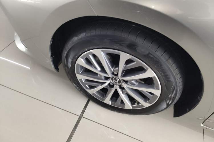 Used Lexus ES 2023 200 Excellence Edition