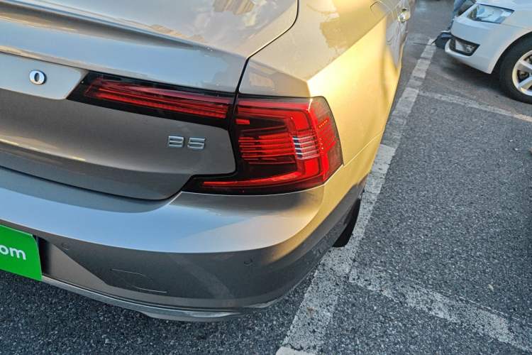 Used Volvo S90 2021 B5 Zhiyi Luxury Edition
