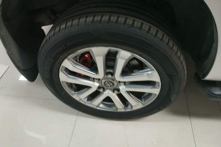 Used Toyota Sequoia 2015 5.7L Platinum U.S. Specification