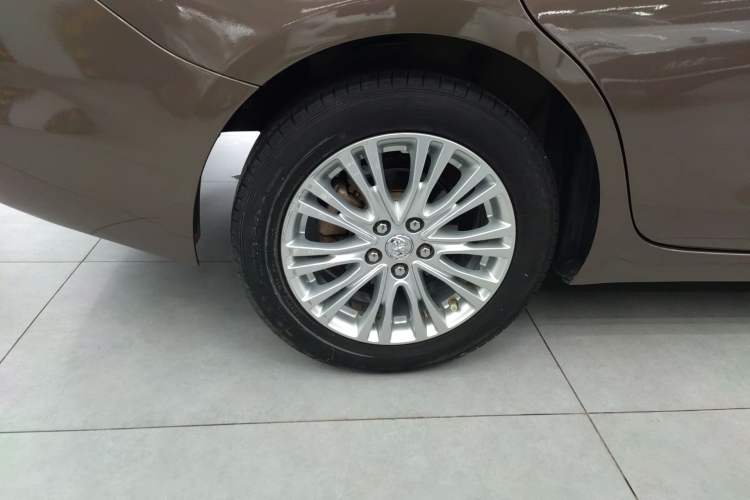 Used Buick GT 2016 15N Automatic Elite Edition Right Rear Wheel Hub