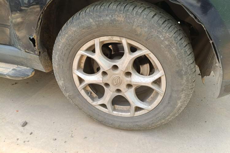 Used Land X8 2012 Explorer Edition 2.0T Diesel 4x2 Luxury Model