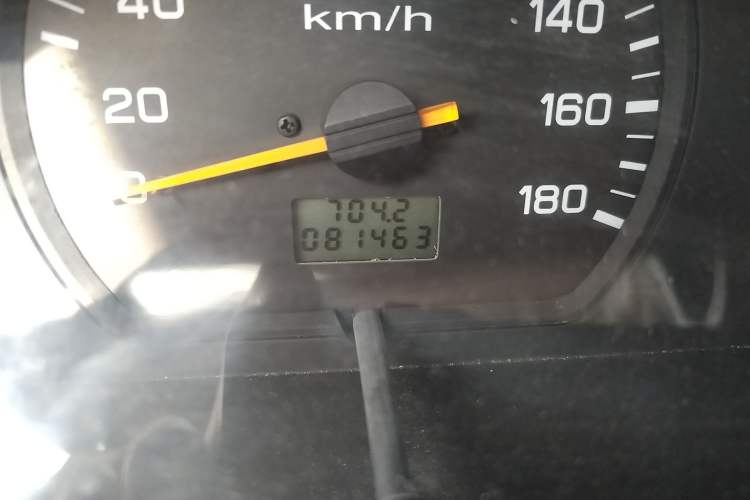 Used Jinbei Hiace 2018 2.0L Fifth-Generation Express Standard Version Extended High-Roof 6-Seater V19S