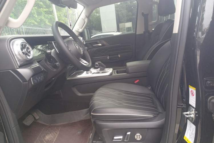 Used Tank 300 2021 Off-Road Edition 2.0T Challenger Left Front Seat