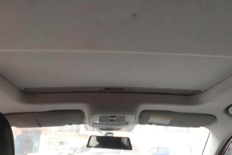 Used Roewe i5 2019 1.5L Automatic 4G Connected Langhao Edition
