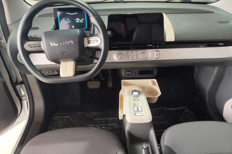 Used CHANGAN NEVO Lumin 2023 301km Honey Dew Edition