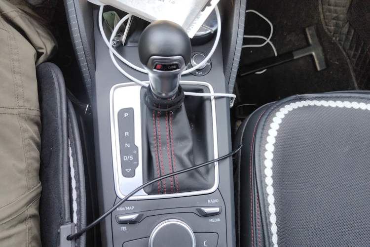 Used Audi Q2L 2022 35 TFSI Progressive Dynamic Edition
