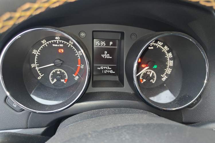 Used Skoda Yeti 2017 TSI280 DSG Advanced Edition Instrument Cluster