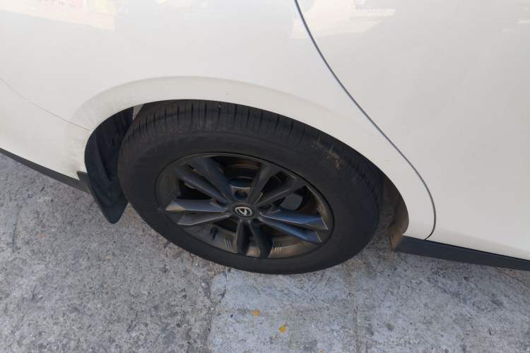 Used CHANGAN Eado DD 2023 Blue Whale NE 1.5T GDI DCT Luxury Edition Right Rear Wheel Hub