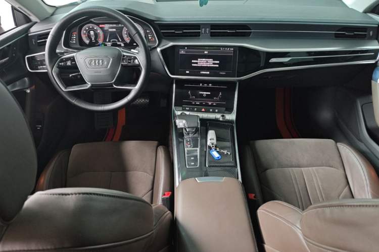 Used Audi A7L 2022 45 TFSI S-line Dream-Building Edition
