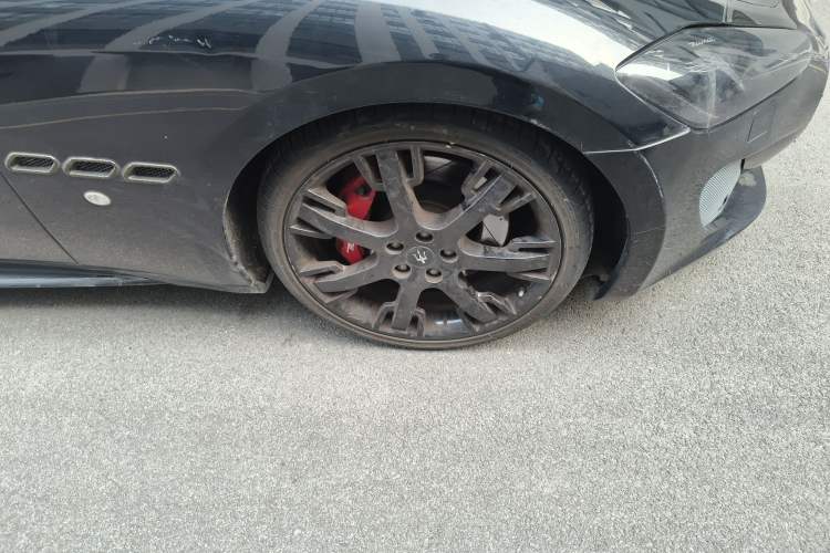 Used Maserati GranTurismo 2013 4.7L Sport F1