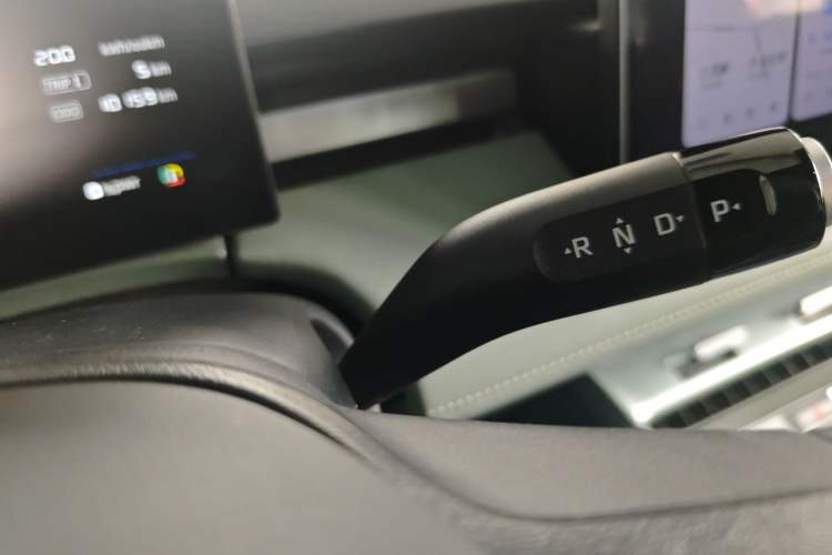 Used Roewe D6 2025 520km Smart Enjoyment Version