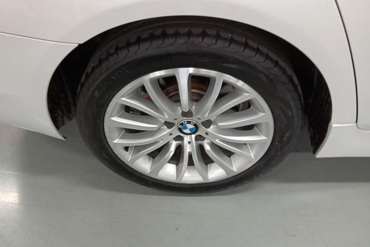 Used BMW 5 Series 2014 525Li Luxury Design Package