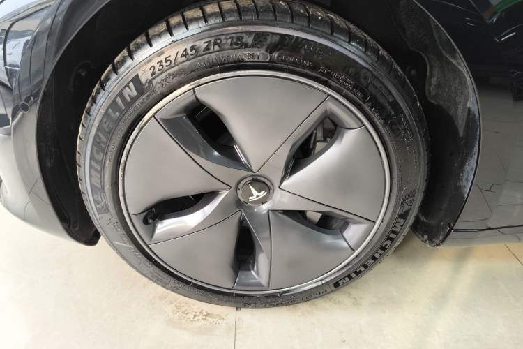Used Tesla Model 3 2022 Rear-Wheel-Drive Version
