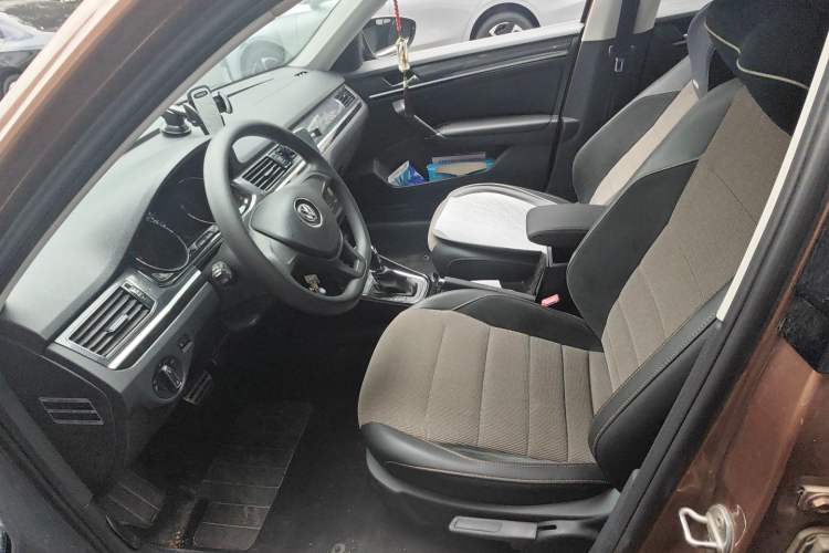 Used Volkswagen C-TREK 2017 230TSI DSG Comfort Version