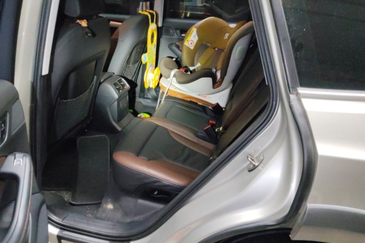 Used Audi Q5 2017 Plus 40 TFSI Technology Model Left Rear Seat