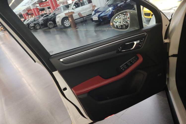 Used Porsche Macan 2023 Macan 2.0T