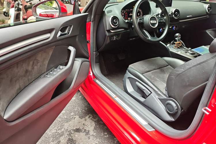 Used Audi A3 2017 Cabriolet 40 TFSI Driver Seat