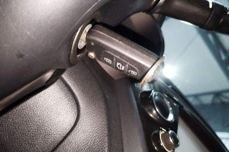 Used Kia K2 2015 Sedan 1.4L Automatic GLS
