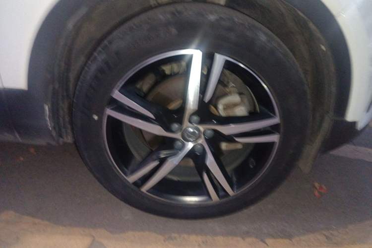 Used Volvo XC40 2021 T4 Four-Wheel Drive Smart & Sporty Edition
