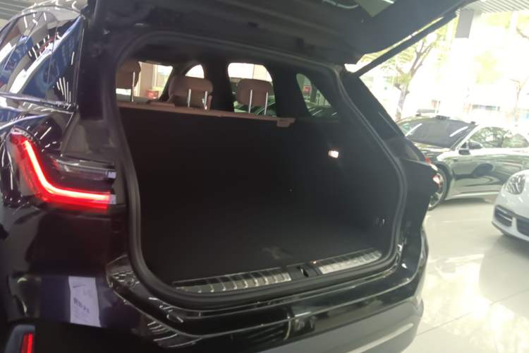 Used Nio ES6 2020 420 km Sport Edition
