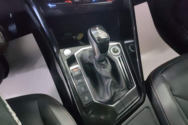 Used Volkswagen Tayron 2020 330TSI Two-Wheel Drive Luxury Smart Connectivity Version