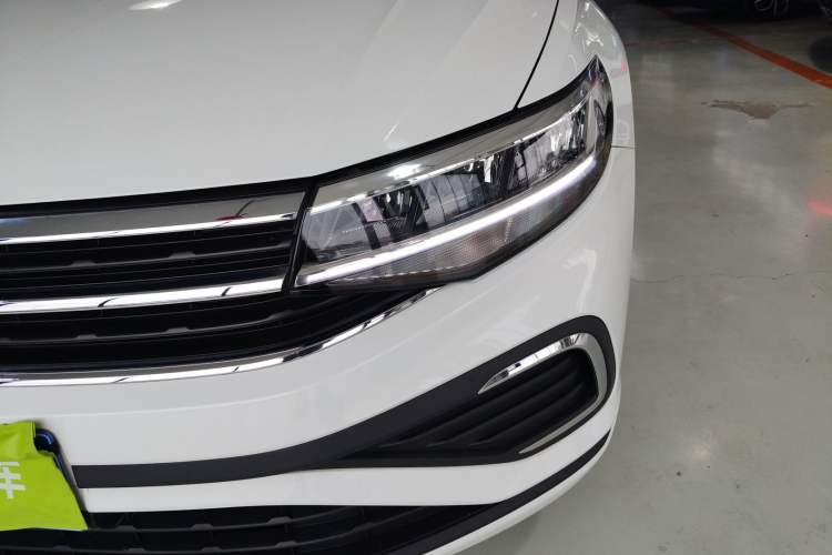 Used Volkswagen Bora 2023 1.5L Automatic Changer Limited Edition Left Front Headlight